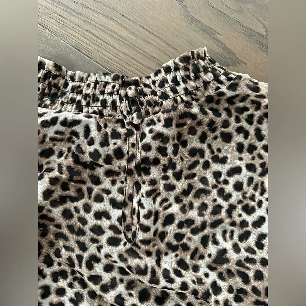 Torrid cheetah sheer top - Picture 6 of 8